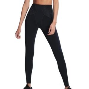 Savage X Fenty Black High-Rise Leggings